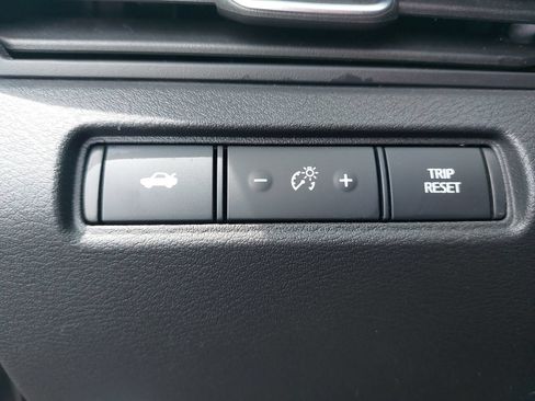 Used 2025 Nissan Altima 2.5 SV FWD image 26