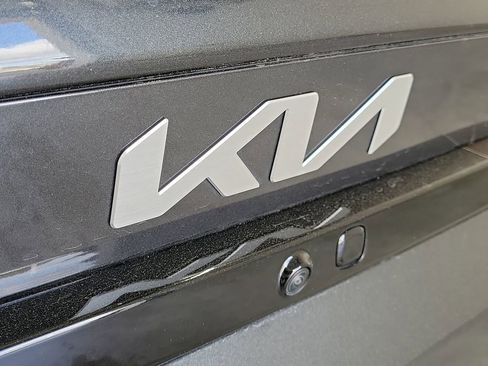 Used 2025 Kia K4 LXS image 9