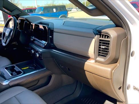 Used 2024 GMC Sierra 2500 SLT w/ Texas SLT Premium Package image 18