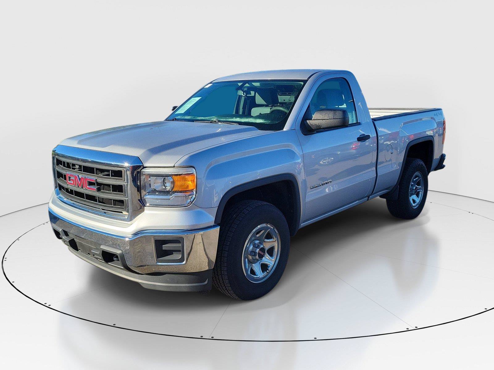 Used 2014 GMC Sierra 1500 4x4 Regular Cab w/ Sierra Convenience Package image 2