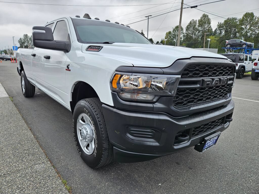 Used 2024 RAM 2500 Tradesman w/ Snow Chief Group AWD/4WD image 7