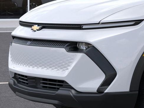 New 2026 Chevrolet Equinox EV LT image 13