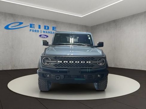 Used 2023 Ford Bronco Badlands AWD/4WD image 9