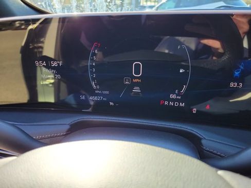 Used 2024 Cadillac XT4 Premium Luxury FWD image 21