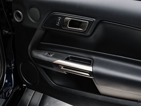 Used 2021 Ford Mustang Shelby GT500 w/ Carbon Fiber Track Pack image 86