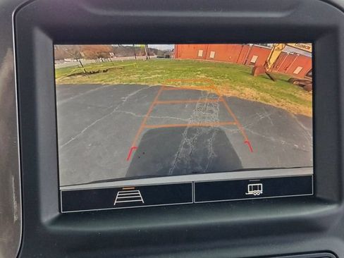 Used 2025 Chevrolet Silverado 1500 Custom Trail Boss AWD/4WD image 34
