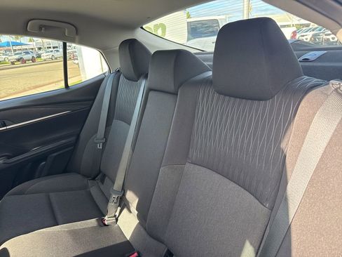 Used 2025 Toyota Camry LE image 15