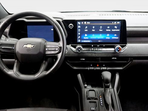 Used 2023 Chevrolet Colorado W/T RWD image 21