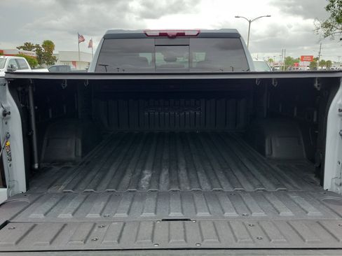 Used 2024 GMC Sierra 1500 AT4X AWD/4WD image 10