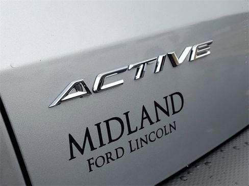 Certified 2023 Ford Escape Active w/ Tech Pack #2 image 6