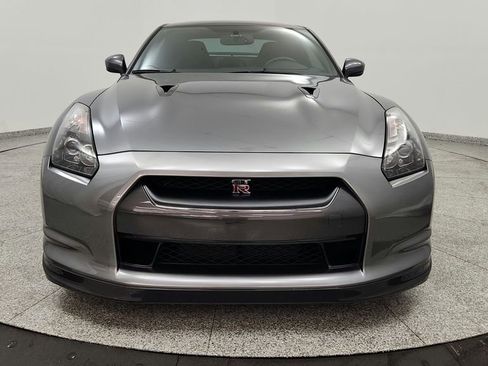 Used 2009 Nissan GT-R Premium AWD/4WD image 9