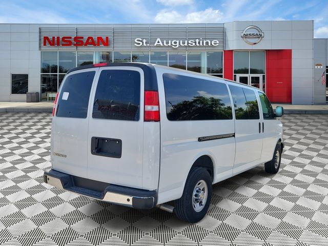 Used 2024 Chevrolet Express 3500 LT w/ LT Preferred Equipment Group RWD image 2