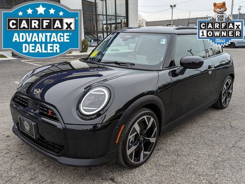 Used 2025 MINI Cooper S FWD image 2