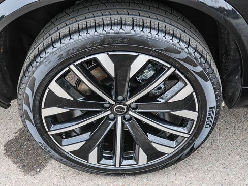 New 2026 Volvo XC90 T8 Plus w/ Protection Package Premier image 13