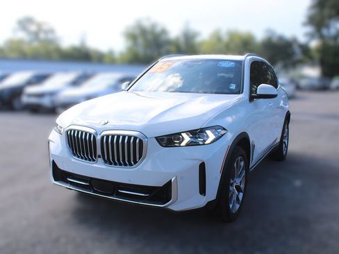Used 2025 BMW X5 xDrive40i AWD/4WD image 18