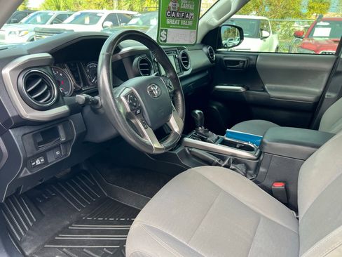 Used 2019 Toyota Tacoma SR5 image 21