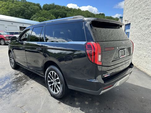 Used 2025 Ford Expedition Max Platinum AWD/4WD image 5