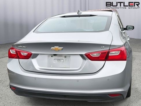 Used 2025 Chevrolet Malibu LT FWD image 8