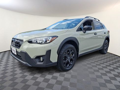 Used 2023 Subaru Crosstrek 2.0i Premium w/ Special Edition AWD/4WD image 3
