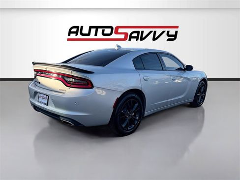 Used 2023 Dodge Charger SXT w/ Blacktop Package image 7