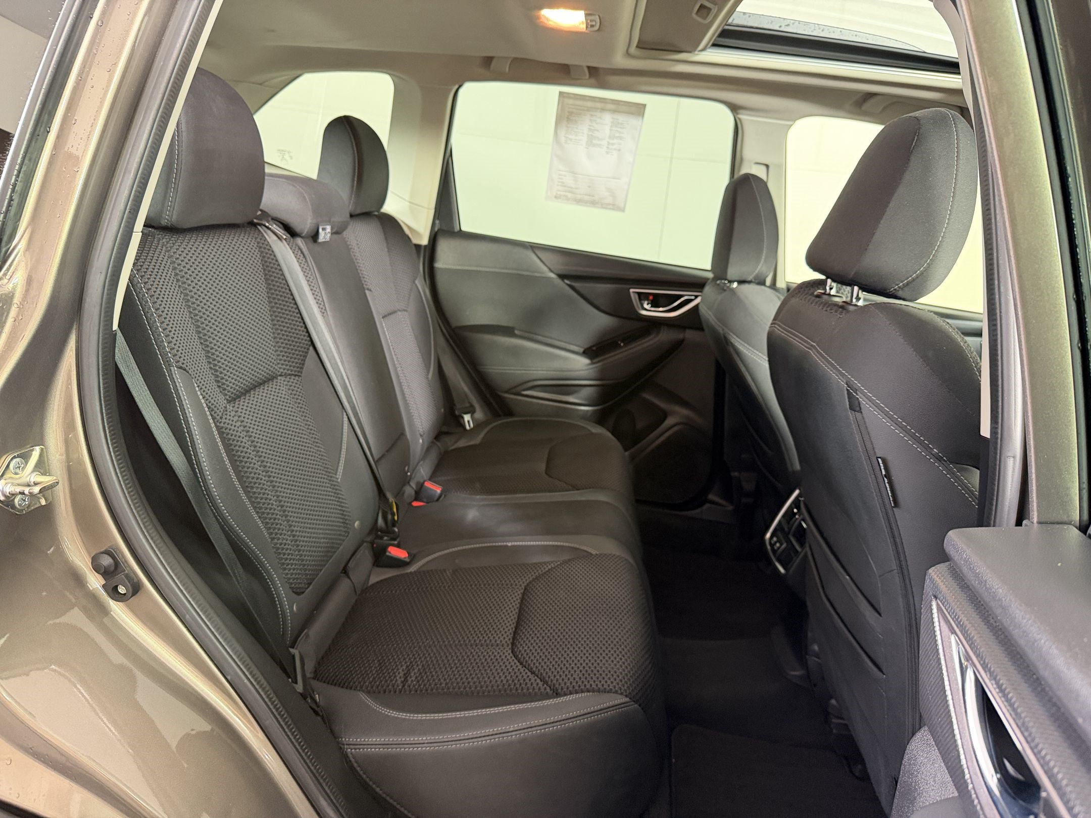 Used 2020 Subaru Forester Premium AWD/4WD image 30