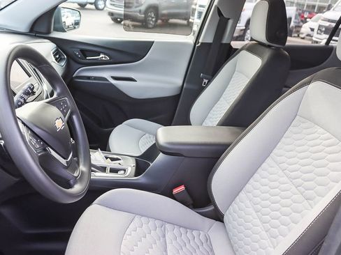 Used 2020 Chevrolet Equinox LT image 9