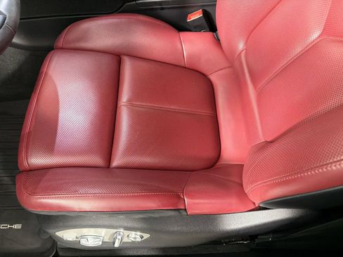Certified 2023 Porsche Macan AWD/4WD image 15