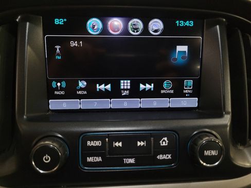 Used 2016 Chevrolet Colorado Z71 AWD/4WD image 25