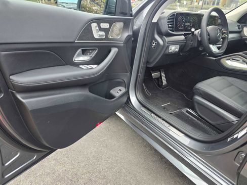 Used 2026 Mercedes-Benz GLS 450 4MATIC image 24