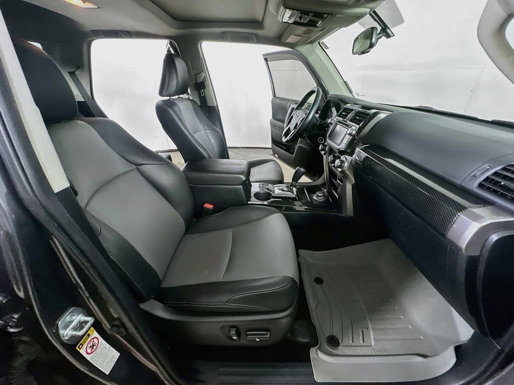 Used 2019 Toyota 4Runner SR5 Premium AWD/4WD image 14