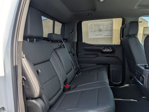 New 2026 GMC Sierra 1500 SLT w/ SLT Premium Plus Package AWD/4WD image 29