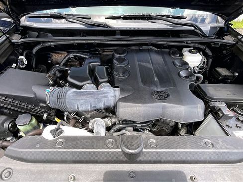 Used 2024 Toyota 4Runner TRD Sport AWD/4WD image 30