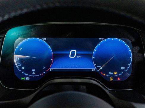 Used 2025 Maserati Grecale Modena image 46