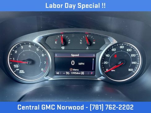 Certified 2023 GMC Acadia SLT w/ Elevation Edition AWD/4WD image 16