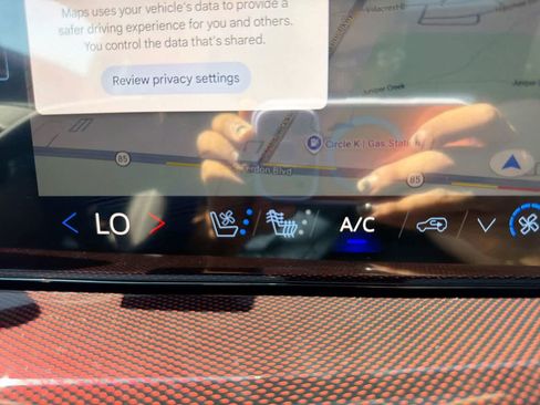 New 2026 Chevrolet Traverse RS image 27