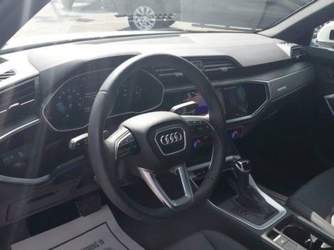 Used 2025 Audi Q3 2.0T Premium AWD/4WD image 14