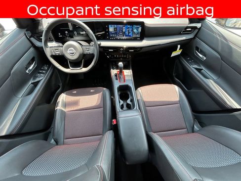 Certified 2026 Nissan Kicks SR w/ Cold Weather Package AWD/4WD image 28