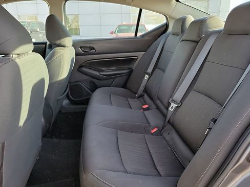 Used 2023 Nissan Altima 2.5 SV image 16