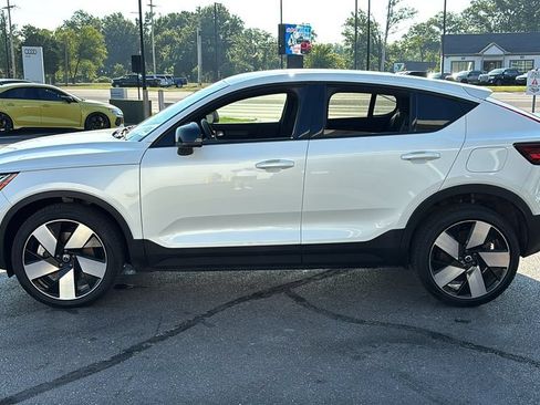 Certified 2023 Volvo C40 P8 Recharge Plus w/ Climate Package AWD/4WD image 3