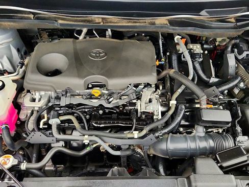 Used 2021 Toyota Sienna Platinum FWD image 29