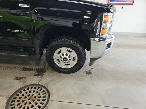 Used 2015 Chevrolet Silverado 2500 LT w/ LT Convenience Package image 5