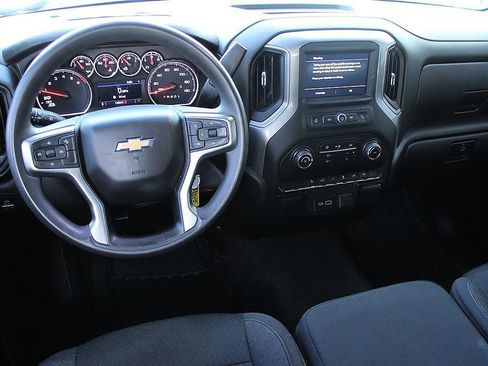 Used 2022 Chevrolet Silverado 1500 Custom w/ Safety Confidence Package image 12