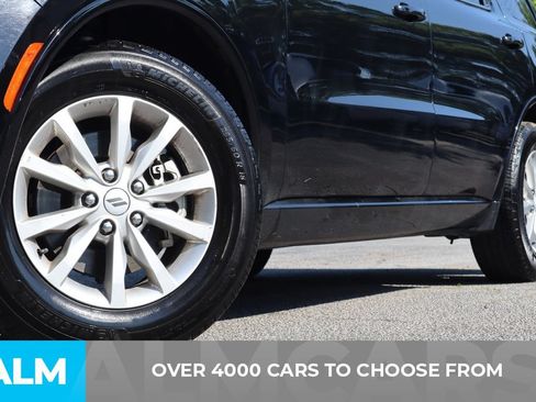 Used 2025 Dodge Durango GT RWD image 3