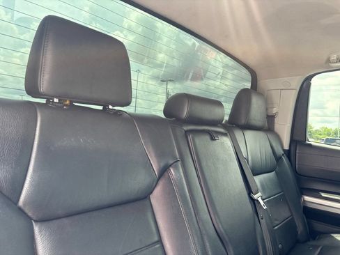 Used 2016 Toyota Tundra Limited w/ Limited Premium Package RWD image 27