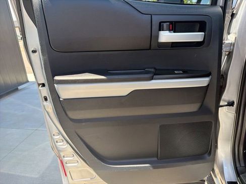 Used 2015 Toyota Tundra SR5 w/ TRD Off Road Package AWD/4WD image 13