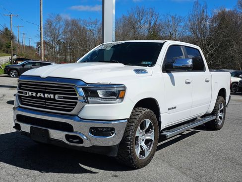 Used 2023 RAM 1500 Laramie AWD/4WD image 2