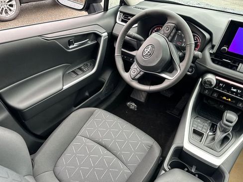 New 2025 Toyota RAV4 XLE image 22