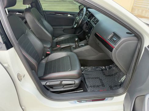 Used 2016 Volkswagen Jetta GLI SEL FWD image 18