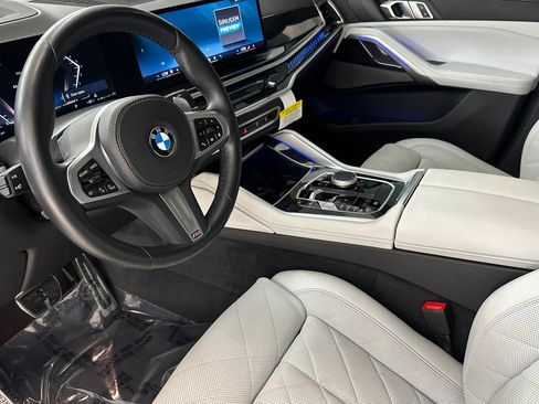 Certified 2024 BMW X6 xDrive40i w/ Premium Package image 4