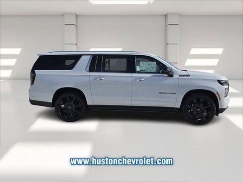 New 2026 Chevrolet Suburban High Country image 9